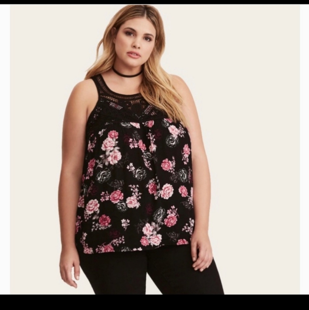 5 for $25 ❤️Torrid Floral Print Gauze Crochet Tank Top